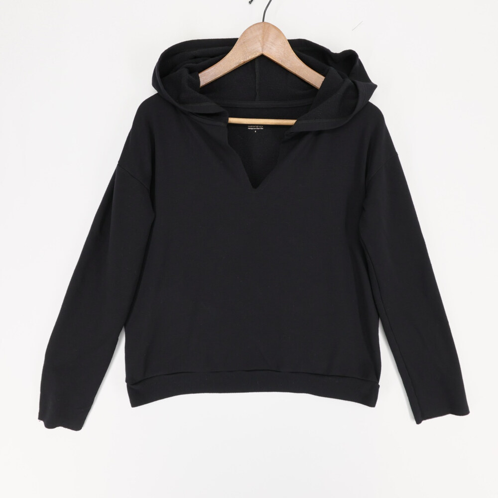 Beyond Yoga Look Under Hoodie Womens S Black V Neck Crossover Back Pullover